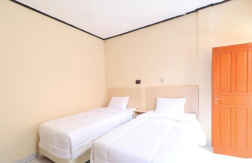 Downtown Kuta Casa | Oak legian Beachwalk - Near Kuta Legian Beach