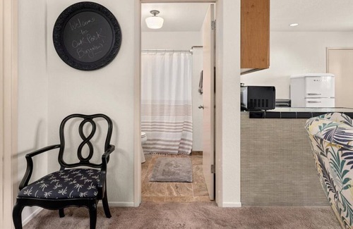Oak Park Casa | Oak Park Bungalow