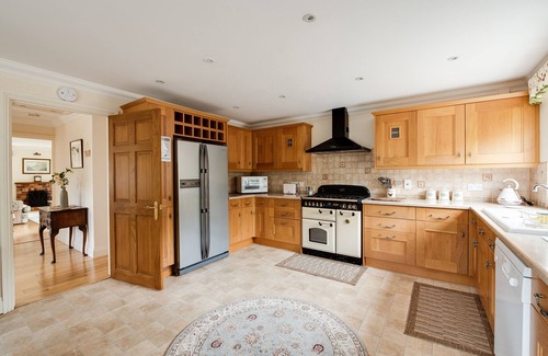 New Forest District Casa | Bonita cabaña de bosque nuevo en idílico entorno de pueblo