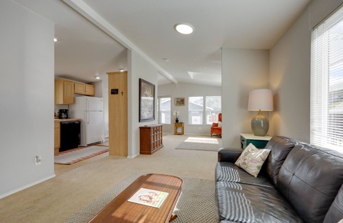 Oak View Casa | Oak View Home - Close to Beaches & Trails!