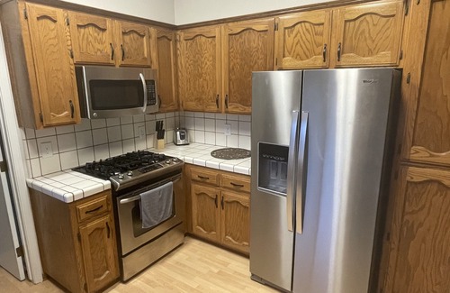 Visalia Casa | Oak West Home