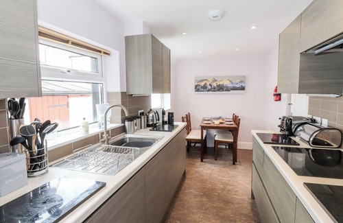Keswick Cabaña | OAKHURST, pet friendly, character holiday cottage in Keswick