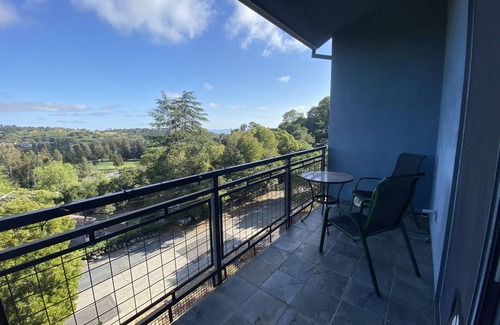 Sequoyah Casa | Oakland Hills Home: Artistic, Spacious, with Views, Home Office, and Gym