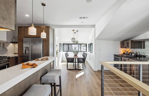 Upper Rockridge Casa | Oakland/Piedmont Hills. Private Hilltop Home with Sweeping Views Near Everything