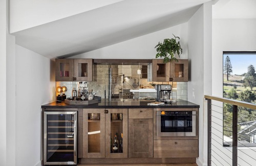 Upper Rockridge Casa | Oakland/Piedmont Hills. Private Hilltop Home with Sweeping Views Near Everything