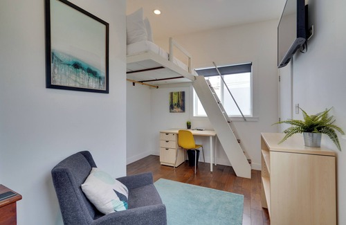 Downtown Oakland Apartamento | Oakland Vacation Rental ~ 14 Mi to San Francisco!