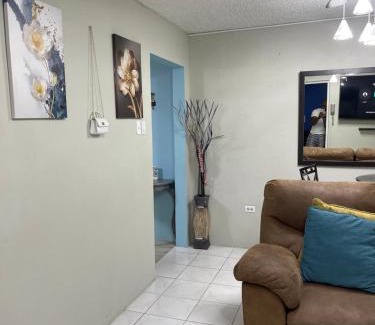 Camperdown Apartamento | Oakland’s city view