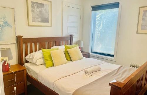 Oaklands Junction Casa | Oaklands Junction homes