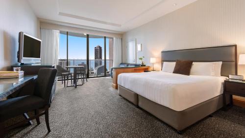 Surfers Paradise Hotel | Oaks Gold Coast Hotel