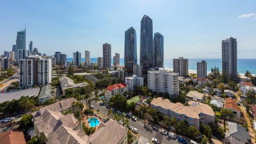 Surfers Paradise Hotel | Oaks Gold Coast Hotel