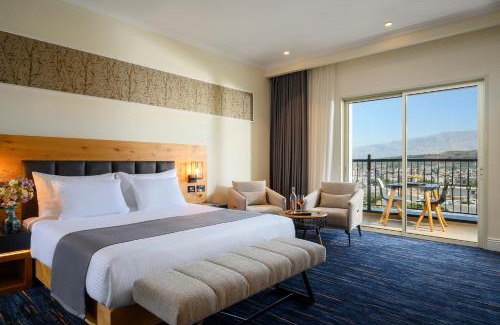 Buq'ata Hotel | Oaks Hotel