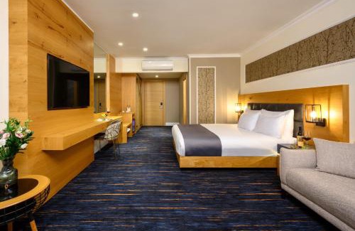 Buq'ata Hotel | Oaks Hotel