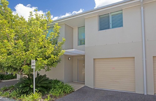 Salamander Bay Apartamento | 516 'Oaks Pacific Blue', 265 Sandy Point Road, piscina privada, aire acondicionado, WIFI