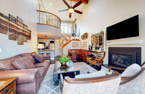 The Galena Territory Casa | Oaks Paradise