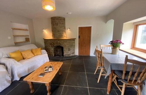 Canaston Bridge Casa | Oaktree Cottage, West Atheston Farm