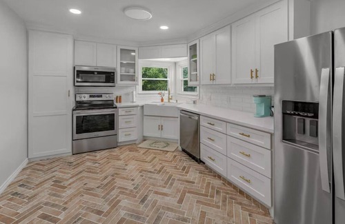 College Station Casa | Oakwood Retreat: 1.3 miles to Kyle Field!