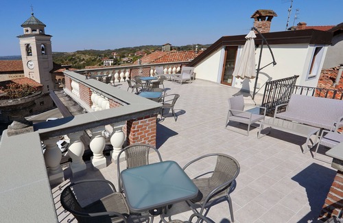 Casaleggio Boiro Apartamento | Oasi Castellodilerma Park Terrace nel Monferrato Case Vacanza