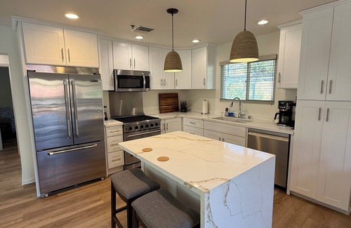 Sun Valley Casa | Oasis 1100 ft back house on private street with private outdoor deck