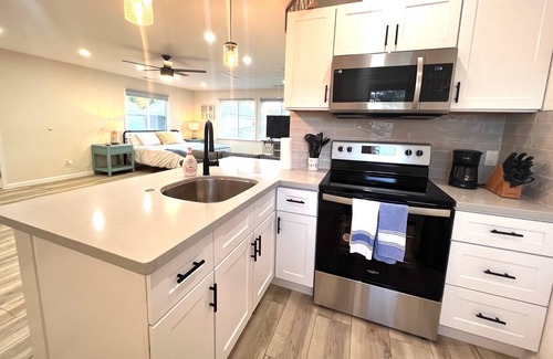 Ashland Apartamento | Oasis Away from Home - Newly remodeled & 5 Min to Downtown