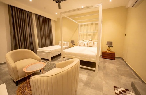 Negombo Hotel | Oasis Beach Negombo