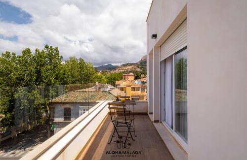 Las Acacias Apartamento | Oasis Beach, Pedregalejo By AlohaMálaga