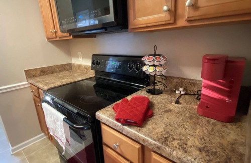 McLeansville Casa | Oasis Charming 3-bedroom house in Greensboro with WiFi, fitness room