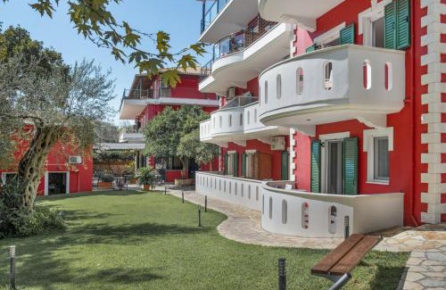 Anthousa Casa | Oasis Exclusive