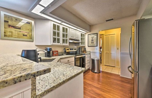 Palma Sola Casa | Oasis Garden Home near Ana Maria Island beaches and IMG Academy