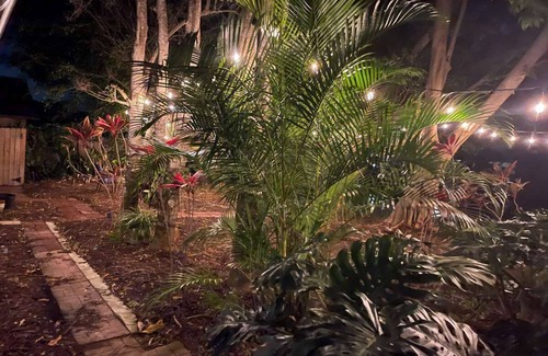 Palma Sola Casa | Oasis Garden Home near Ana Maria Island beaches and IMG Academy