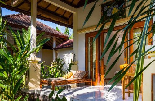 Purwakerti Hotel | Oasis