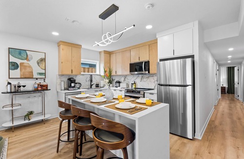 Oak Cliff Casa | Oasis in Bishop Arts for Groups sleeps 16