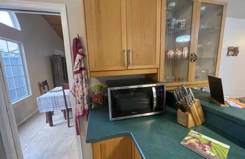 Alta Mesa Community Association Casa | Oasis in the Desert with 30,000 Gallon Heated Diving Pool & Hot Tub No Heat Fees