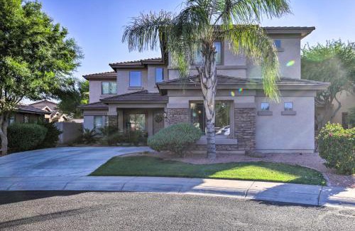 Orchards Casa | Oasis in the Orchards Escape with Outdoor Pool!
