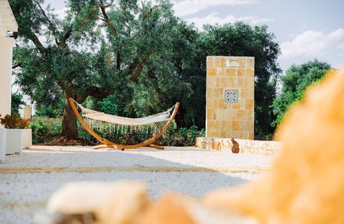 Ostuni Casa | Oasis in the White in centuries-old olive grove
