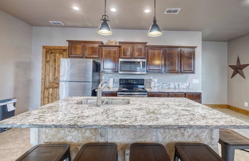Concan Cabina | Oasis Lodge #1 on the Frio