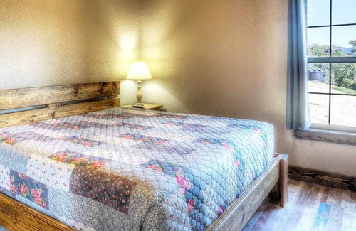 Concan Cabina | Oasis Lodge #3 on the Frio