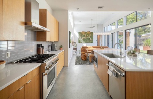 Zilker Casa | Oasis near Zilker Park and Barton Springs