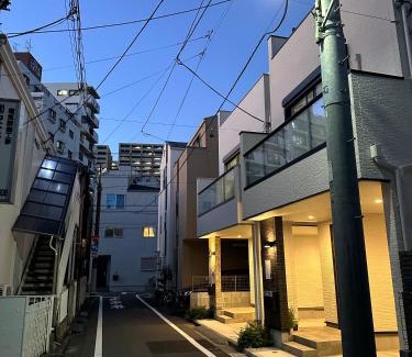 Ota Casa | Oasis Omori New House - 30min to Haneda - 2 Adjacent Homes