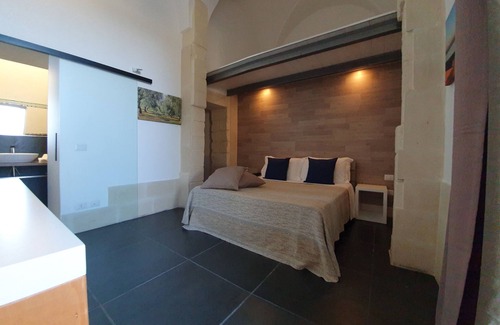 Roca Vecchia Hotel | Oasis Park Hotel