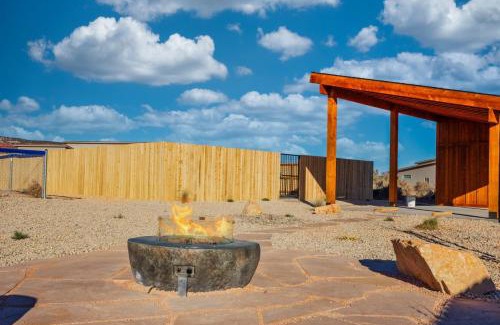 Kanab Casa | Oasis Retreat for Families l Willow by Stay