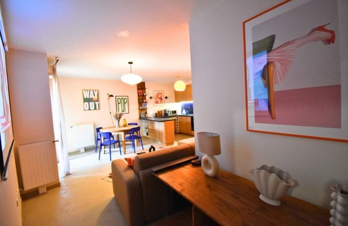 Aubervilliers Apartamento | Oasis SPA Bath and Parisian Garden