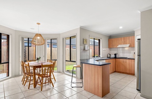 Clifton Springs Casa | Oasis Springs - Charming home in the heart of Clifton Springs.
