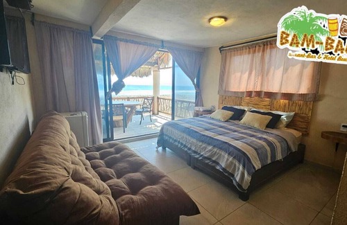 Boulevard Barra Vieja Hotel | Oasis Suite with Ocean View Breakfast Included. AcapulcoDiamante a