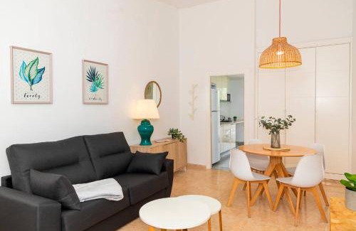 Urbanizacion Puerto de Estepona Apartamento | Oasis verde junto al mar en Estepona