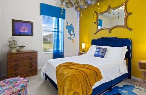 Trafalgar Village Casa | OASIS WITH DISNEY'S ALADDIN VR/ARCADE/XBOX