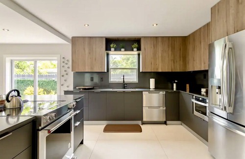 South Middle River Casa | Oasis with Insane Outdoor Area Near Wilton Manors