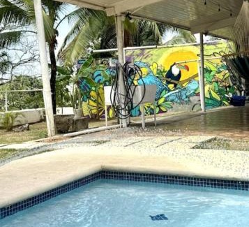 Panama City Casa | oasis with pool near Panama Canal