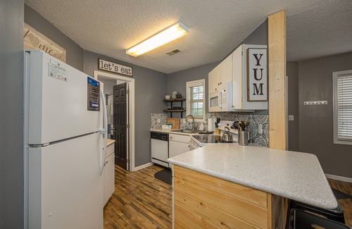 Chalet Village Cabaña | Ober Gatlinburg*Seasonal Resort Pool*Hot Tub*WiFi*Views