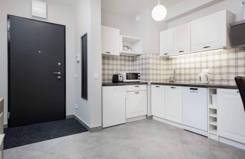 Powazki Apartamento | Obozowa 20 | Beige Apartment | Parking | Desk