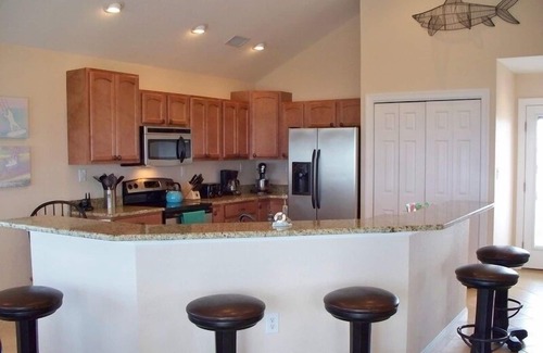 Rodanthe Casa | OBX Beach House + Bicicletas-Paddle Boards-Kayaks-Beach Chairs-AC-Cable TV-Free WiFi